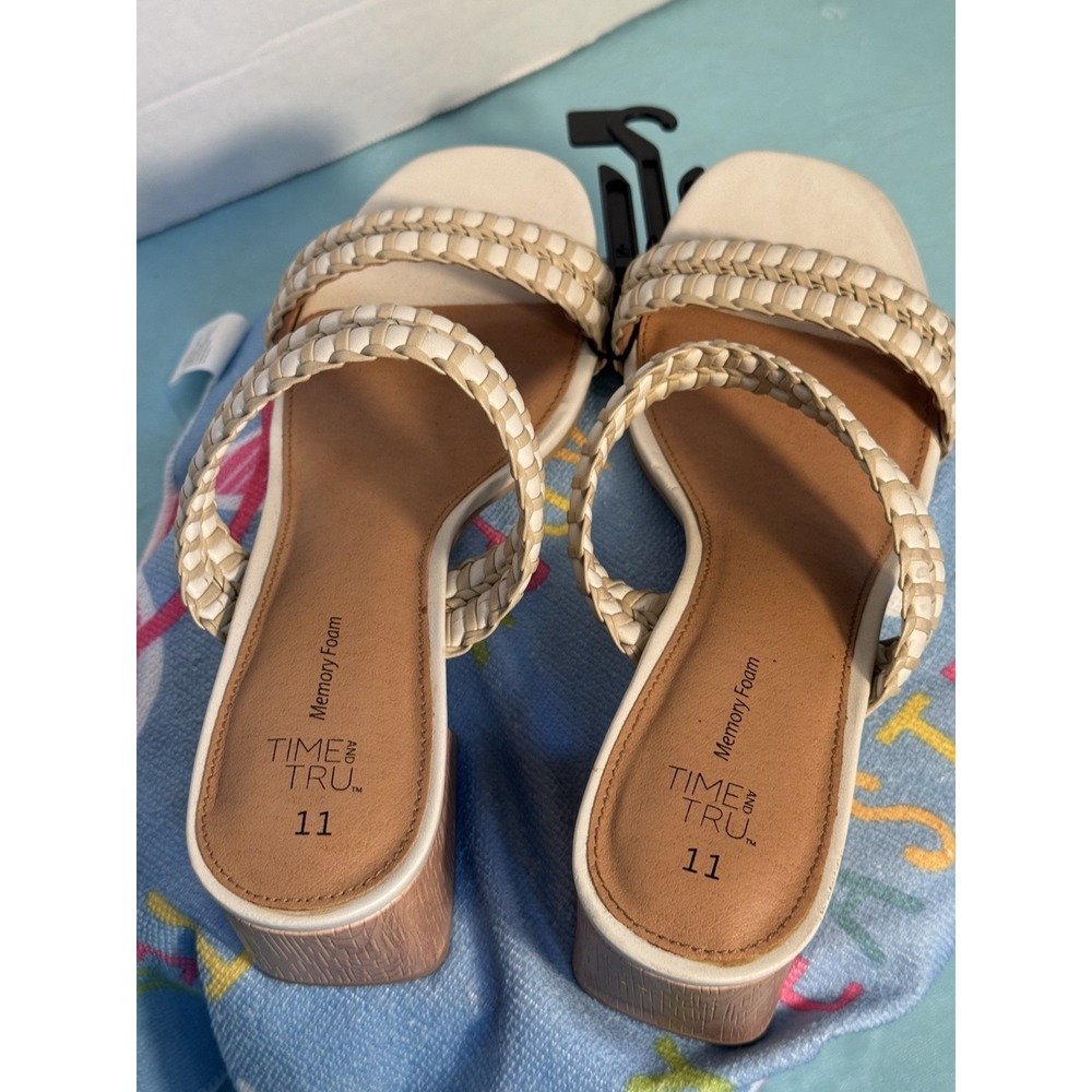 Time and Tru Memory Foam Core Slide 2Band‎ Heel Size 11 for woman Fast Shipping - Picture 3 of 6